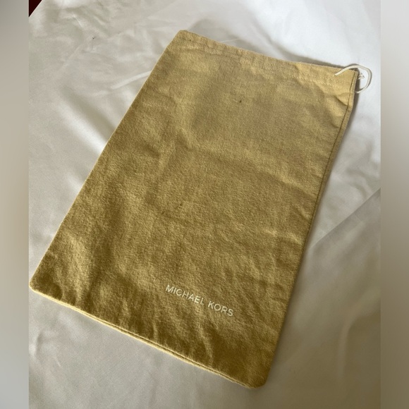 Designer Dustbags For Sale - Picture 6 of 7